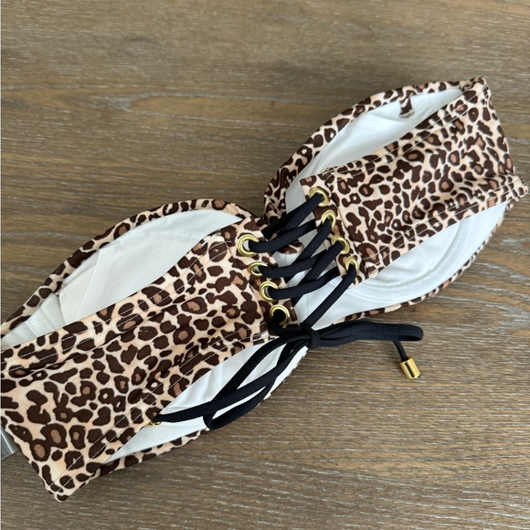 Victoria’s Secret Leopard Print Bandeau Bikini Top - Picture 2 of 3